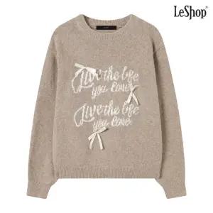 리본 포인트 레터링 자수 니트 (DP4KT003A)