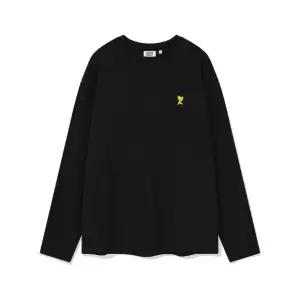 긴팔티 KQJ MG2403LT01BK 베이직 타이포 롱슬리브 블랙