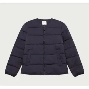 [행텐][모다인천]코어 라운드넥 퀄팅 점퍼 네이비_10540-010-811-69-300_IC