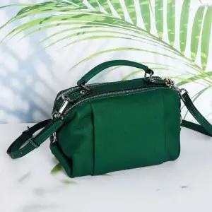 [콩심팥심]토트백 핸드폰 중년 크로스백 가방 가파치 데일리 버킷백