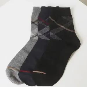 [헤지스]블랙 체크 배색 중목 남성양말 3종세트 HJSS6E152WT_s