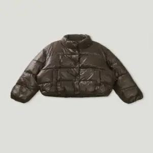 [코데즈컴바인] 밴드넥 글로시 패딩 점퍼 (CJD-PD550WA)