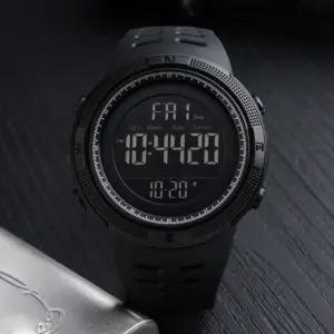 스포츠 디지털 시계 블랙 생활방수 손목시계 고등학생 대학생 운동용 데일리 워치