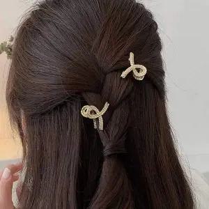 [콩심팥심]여자 긴 머리 꼬임 진주 큐빅 미니 작은 집게 핀 헤어 메탈헤어핀