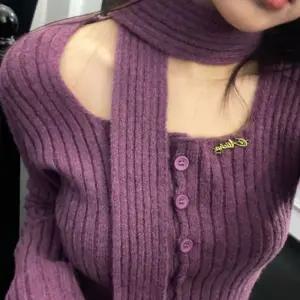 여성 따뜻한 골지니트 슬림핏 보온성 데일리룩 데이트룩 머플러 가디건 세트 겨울