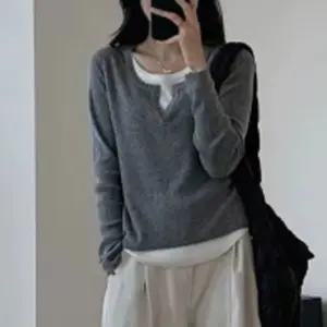 여성 단정한 레이어드 슬릿 네크라인 배색소매 베이직 패션 긴팔 티셔츠 데일리