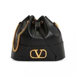 [발렌티노](김해점) 브이로고 시그니처 여성 체인 버킷백 7W2P0T83HPF 0NO