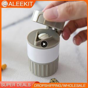 다기능 4In1 휴대용 4 레이어 파우더 타블렛 분쇄기 알약 커터 분배기 상자 스 지 크러셔 여행 케이스