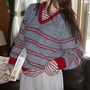 [모코블링]핀터 울 브이넥 니트 울니트 단가라니트 겨울니트 브이넥니트 오버핏니트