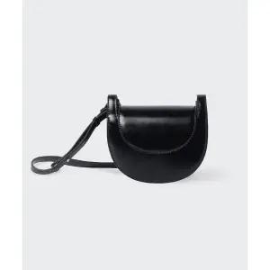 무신사 스탠다드 WOMAN 크로스백 가방 우먼즈 하프문 크로스 백 [블랙]