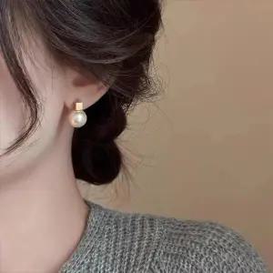 |CCA7B93|여자 데일리 오피스 골드스퀘어 진주 귀걸이_18643296_597559