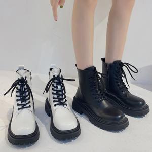미들힐 워커 여성 레이스업 워커 통굽 부츠 티론1919