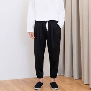 [디작소]남자 세미 와이드 링클 프리 밴딩 조거 팬츠 바지