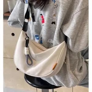 [하프클럽/패션]매듭키링 캔버스 크로스백 24828525153713