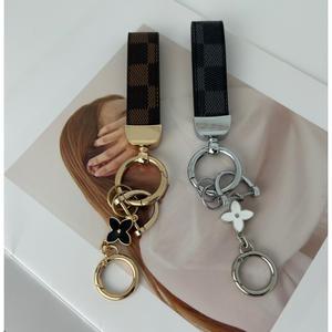 루이비통 자동차 키링 키홀더 백참 열쇠고리 차키링