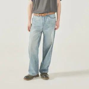 [롯데백화점]후아유 남성 Lightweight Wide Denim(M) WHTJF2431M