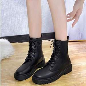 겨울 기모안감 레이스업 워커 부츠 데일리 여자 슈즈 글래디에디터