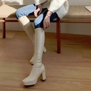 플랫폼 힐 포인트 여성 하이힐 롱부츠 디자인 슈즈 5FW 롱부츠 하이힐부츠 플랫폼부츠