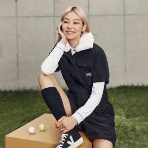 여성 탈부착 퍼 다이아 퀼팅 점프수트(X4WJU8124BK)