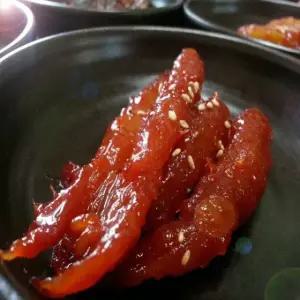 더덕장아찌 500g 아이스팩포장 2년여동안 숙성 식품 신선식품 반찬 장아찌