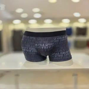 휠라언더웨어 워싱 데님 로고나염 남성 드로즈 FI253DR15M001 블랙