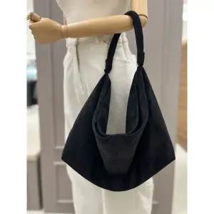 [러브앤쇼](신세계 사우스시티)스웨이드 미니숄더백 GCFKGBG03