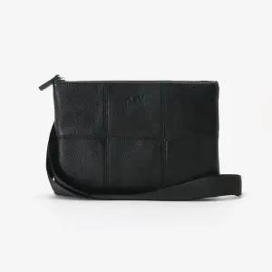 남성 활용도 높은 소가죽 클러치백 DA-BA-AV4003-블랙