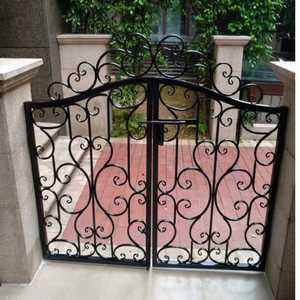 시골집 대문 울타리 주차장 차고 야외 도어 별장 마당