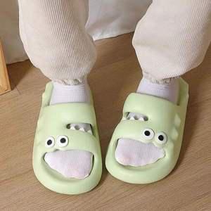 가벼운슬리퍼 악어슬리퍼 특이한 쿠션좋은 캐릭터 커플 거실화