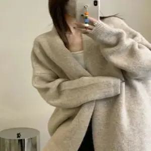 머핀 도톰 루즈핏 숄 울니트 롱가디건 오버핏 고급원사 노카라 가디건