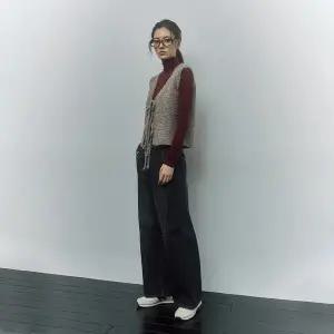 [LAP](대전신세계)기모 빈티지 절개 와이드팬츠 AR4DPB60