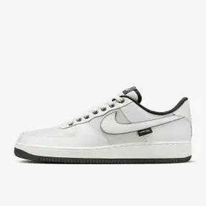 나이키 에어 포스 1 07 LV8 남성 신발 IM6001-121