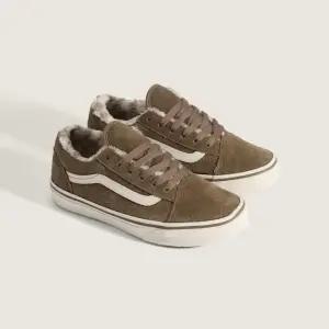 [AK분당점]  키즈 올드스쿨(코지허그)브라운 VN000CYV0E0