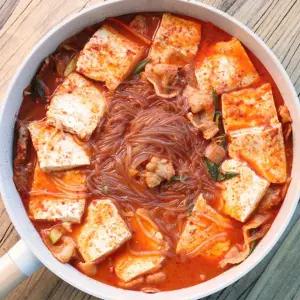 50년전통 칼칼한 상신식당 손두부 두부두루치기