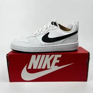 국내매장 나이키  주니어 운동화 코트 버로우 로우 리크래프트 화이트블랙