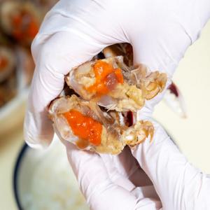 [총 4kg] 대용량 삼점 알배기 암꽃게장 1통 + 1통