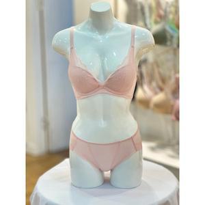 [파주점][트라이엄프]트라이엄프 여성 딥브이와이어브라팬티 세트 TEWBRR174PK