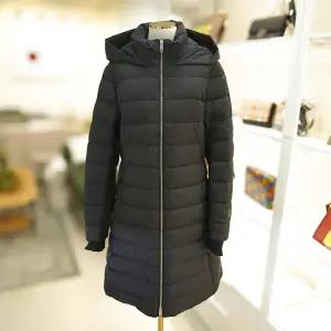 버버리 여성 패딩 뉴브릿지 80185571 블랙 슬림핏 롱패딩 명품 친구 선물