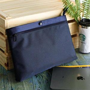 [셀러허브][라일리] Rly 데일리 메신저백 네이비 가방 유행 패션 클러치 (S9548299)