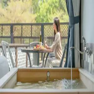 [강원/강릉] 강릉 아썸펜션 (포레스트뷰(산)/가족/커플/공용수영장(실외)/개별바베큐/주차장/흡연구역(지정장소))