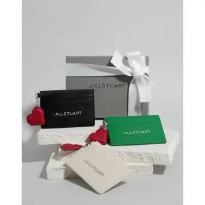 [갤러리아] JAWA5F470 외 2가지 색질스튜어트 [PAPER] 블랙 로고 포인트 소가죽 카드지갑