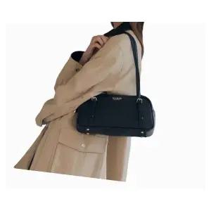 게스 GUESS 젠_GEN 볼링백 HP1A3A59 182320