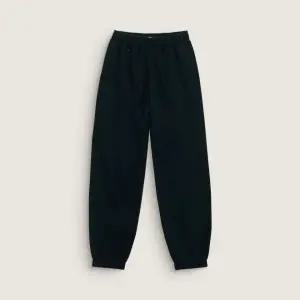 [롯데백화점]반스 [TDC 컬렉션] 스웨트팬츠 블랙 VN000TRTBLK