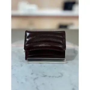 [파주점][루이까또즈]루이까또즈 여성 반지갑 SS3QT02WI