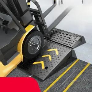 보도블럭 턱 차량 진입로 단차 경사판 고무경계석 경사 발판 차량발판 삼각 상가 경계석