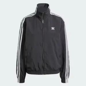 [롯데백화점]아디다스 오리지널스 우븐 트랙탑 JD5331