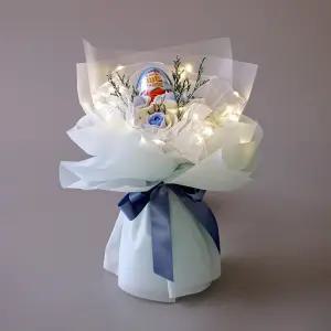 초콜릿 학예회 발표회 연주회 축하 재롱잔치 졸업식 킨더조이 투톤 비누꽃 레이스 조명꽃다발