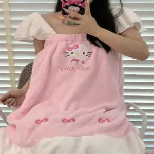 헬로키티 목욕 가운 코랄플리스 입는 목욕타올 드레스 타월 짱구 쿠로미