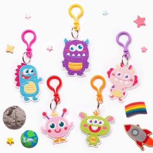 [민화샵] 외계인 어린이 보석십자수 아크릴 열쇠고리 가방걸이 만들기 비즈십자수