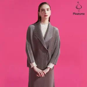 더블 플리츠 버튼 자켓